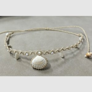 shell macrame bracelet